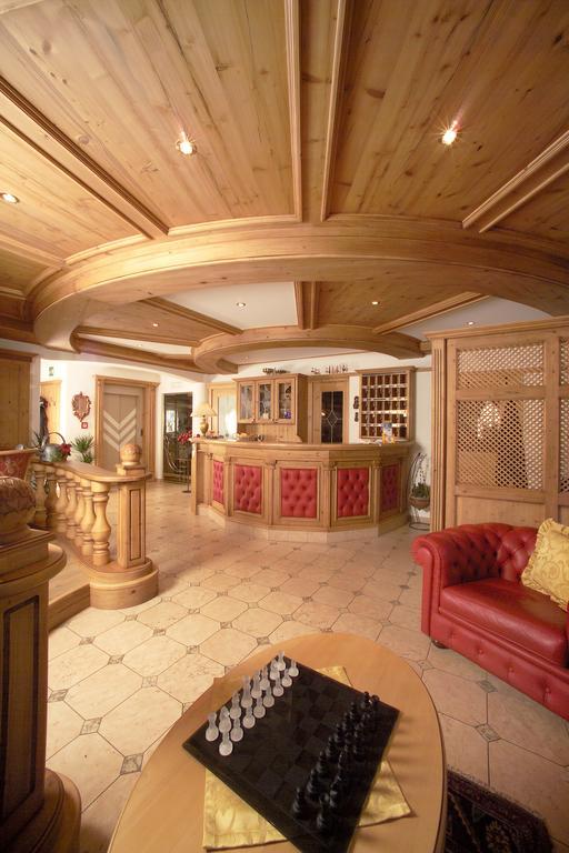 Hotel Flora Сельва-ди-Валь-Гардена Экстерьер фото